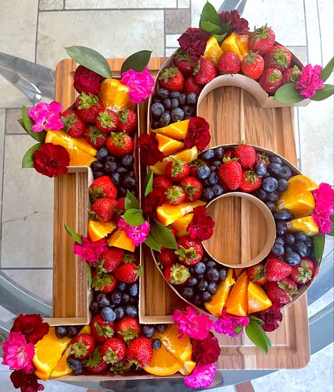 Charcuterie Board For Sweet 16, Party Snacks Sweet 16, Number Serving Trays, Birthday Cake Number Ideas, Fruit Birthday Party Food, Sweet 16 Fruit Platter, Summer Birthday Party Ideas 15, Birthday Treat Board, Happy Birthday Table Decoration Ideas