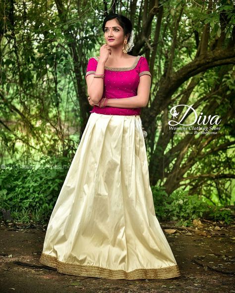 Pattu Pavadai Designs Women, Kerala Skirt And Top, Kerala Traditional Dress, Pattu Pavadai Designs, Kerala Wedding Saree, Long Skirt Top Designs, Onam Outfits, Fashion Illustration Poses, Long Skirt And Top