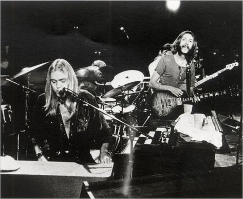 Classic Rock In Pics on Twitter: "The Allman Brothers Band performing at the Filmore East, 1971… " Berry Oakley, Duane Allman, Classic Rock Artists, The Allman Brothers, Fillmore East, Allman Brothers Band, Allman Brothers, Rock Artists, Rock And Roll Bands