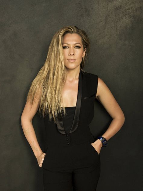 29 Things Colbie Caillat Learned in Her 20s Wolf Trap, Colbie Caillat, In My 20s, Girl Background, Things I Learned, Fall Wear, Dry Shampoo, Royal Fashion, Wine Country