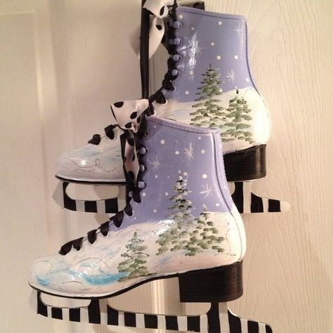 Custom Made Hand Painted Ice Figure Skates - Pair Snowman Snow ... Natal, Painted Ice Skates, Christmas Skates, Winter Skating, Sled Decor, Christmas Skating, Figure Skates, Christmas Ice Skates, Snowman Snow