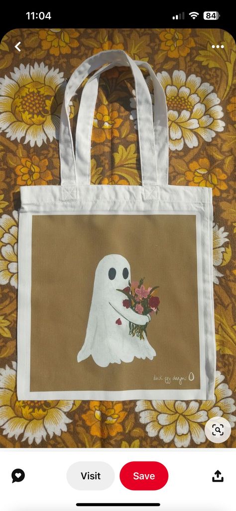 Flower Bag Design, Fall Tote Bag Painting Ideas, Cute Tote Bags Design, Cute Tote Bag Painting Ideas, Halloween Tote Bags Diy, Tote Design Ideas, Painting Bags Ideas, Painted Bags Ideas, Bag Painting Ideas Diy