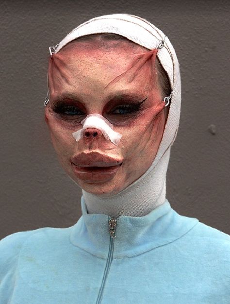 Alien Prosthetic Makeup, Special Effects Makeup Horror, Sfx Makeup Prosthetic, Sfx Makeup Looks, Horror Drag, Sfx Makeup Ideas, Halloween Prosthetics, Sfx Prosthetics, Prosthetics Makeup