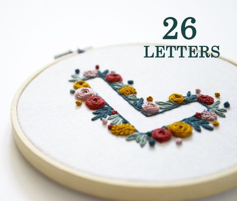 Letters Embroidery Patterns Alphabet, Monogram Embroidery Letters, Embroidery Hoop Art Tutorial, Embroidery Hoop Art Diy, Monogram Cross Stitch, Beginner Embroidery, Beginner Embroidery Kit, Diy Broderie, Floral Alphabet