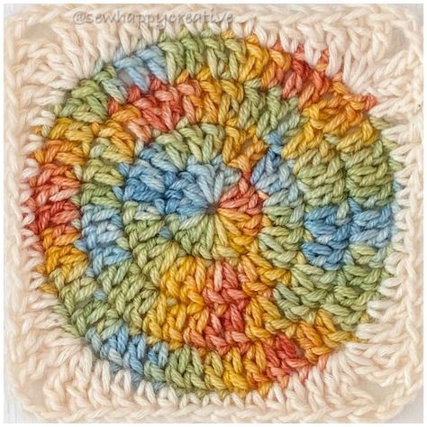 Circle Granny Square, Granny Circle, Granny Square Motif, Granny Square Pattern Free, Motifs Granny Square, Square Crochet Pattern, Granny Square Crochet Patterns, Granny Square Crochet Patterns Free, Crochet Circles