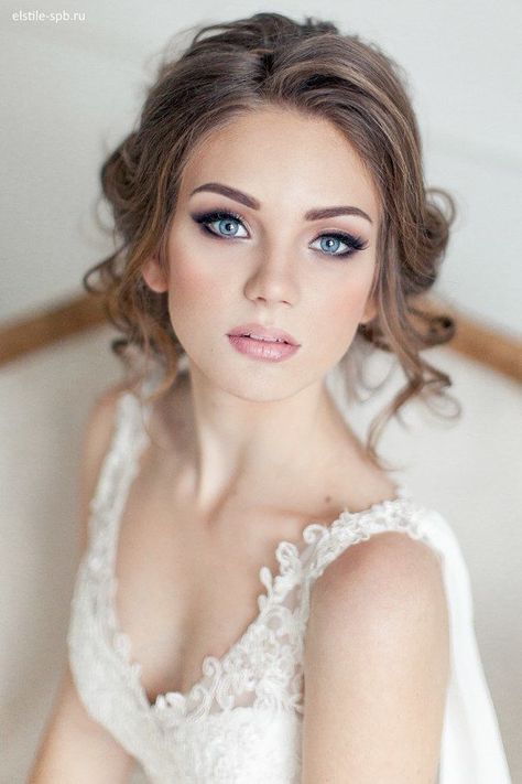 amazing bridal makeup together with gorgeous wedding hairstyles Make Up Sposa, Perfect Wedding Makeup, Summer Wedding Makeup, Fair Skin Makeup, Gorgeous Wedding Makeup, Best Wedding Makeup, Make Up Braut, Wedding Hairstyles Bride, Bridal Makeup Natural