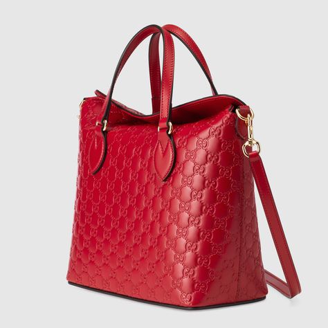 Women Gucci Handbags, Bum Bag, Red Designer Bag, Handbags Gucci, Bag Gucci, Handbags Crossbody, Shoulder Bags For Women, Belt Bags, Red Bags