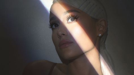 Ariana Grande 2014, Ariana Grande 2018, Ariana Grande Poster, Ariana Grande Background, Ariana Grande Images, Ariana Grande Album, Ariana Grande Songs, Ariana Grande Sweetener, Ariana Grande Outfits