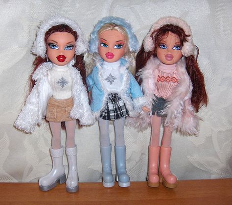 Explore Bratz UK - 2's photos on Flickr. Bratz UK - 2 has uploaded 150 photos to Flickr. Dolls, Bratz Winter, Winter Uk, Bratz Dolls, Bratz Doll, Winter Outfit