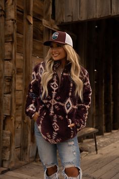 Hippies, Western Pullover Women, Country Chic Outfits Winter, Western Aesthetic Outfits Fall, Contry Asthetic Outfits, Cute Country Fall Outfits, Womens Western Style, Western Clothing For Women, Western Fall Outfits For Women