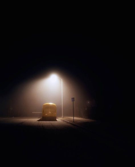 Train Poem, Lighting Scenarios, Interesting Lighting, Adding Machine, Night Landscape Photography, Film Ideas, Interesting Photography, Flat Art, Bus Stops