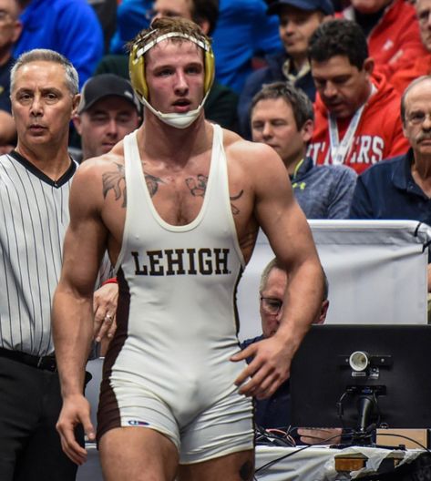 Lehigh hottie Tumblr, Wrestling Tights, College Wrestling, Wrestling Singlet, Workout Routine For Men, Baseball Guys, Lycra Men, Rugby Men, Sport Gymnastics