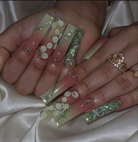 Sage Green Rhinestone Nails, Sage Green Hello Kitty Nails, Gem Green Nails, Nails Light Green Mint, Light Green Nails With Rhinestones, Light Green Nail Inspo Acrylic, Light Green Long Nails, Acrylic Green Nail Designs, Green 15 Nails