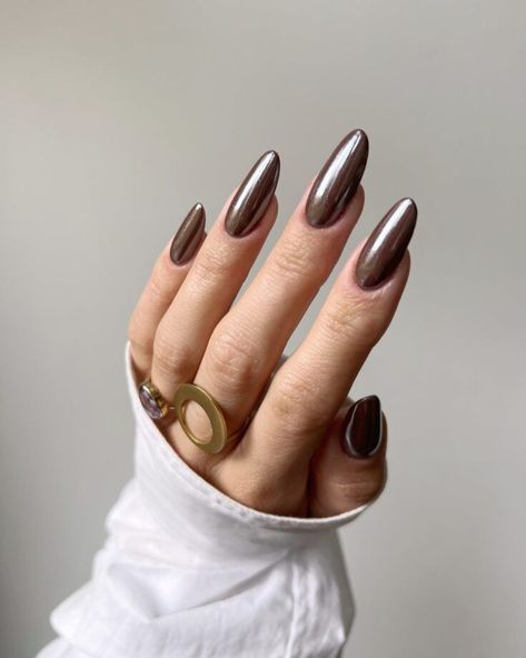 Brown Cat Eye Nails, Chrome Spring Nails, Ongles Rose Pastel, Spring Nails Chrome, Chrome Nail Colors, Red Chrome Nails, Bronze Nails, Pink Chrome Nails, Nails Chrome