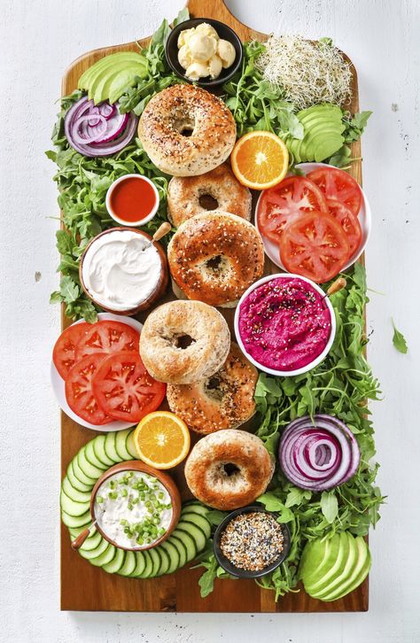 Build-Your-Own Bagel Sandwich Board [Vegan] - One Green Planet Creamy Shrimp Salad, Hummus And Veggies, Sandwich Buffet, Vegan Bagel, Shrimp Salad Recipe, Roasted Beet Hummus, Bagel Bar, Vegan Brunch Recipes, Bagel Toppings