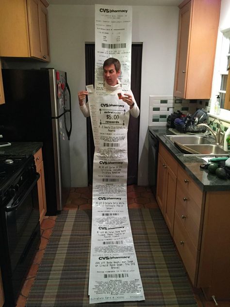 Dear CVS, thank you for giving me a 3 foot long receipt when I bought some TicTacs. It was the inspiration for my Halloween costume. Pun Costumes, Original Halloween Costumes, Punny Halloween Costumes, Halloween Costume Puns, Halloween Costumes To Make, Carnaval Costume, Clever Halloween, Clever Halloween Costumes, Manualidades Halloween