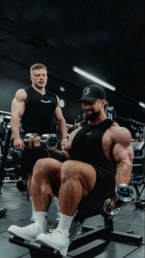 Tren Twins Gym Wallpaper, Cbum Gym Wallpapers, Cris Bumstead, Cbum Gym Motivation, Cbum Gym Aesthetic, Gym Bro Aesthetic, Gym Dumble, Bro Aesthetic, Mens Fitness Photoshoot