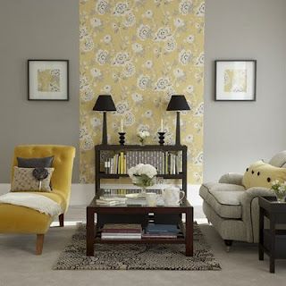 one strip of wallpaper to divide a large space Grey And Yellow Living Room, Furnitur Ruang Keluarga, Yellow Room, Yellow Living Room, Living Room Color Schemes, Grey Room, Room Color Schemes, Affordable Decor, Yellow Wallpaper