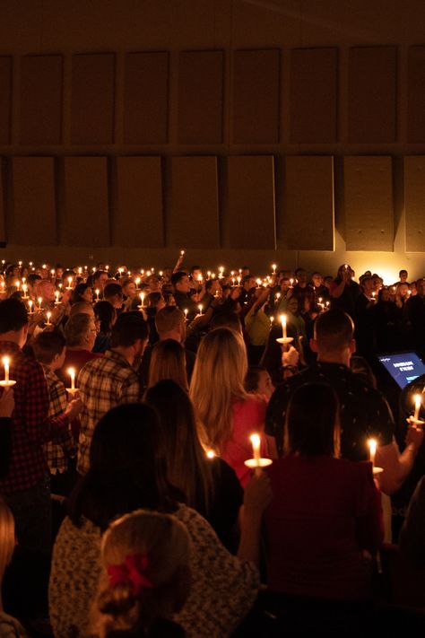 Entice your community to visit your candlelight Christmas service by using our free Christmas stock images for media posts. You will love the different options for church Christmas photos. Click here and start exploring! Natal, Christmas Church Aesthetic, Christmas Aesthetic Christian, Church Community Aesthetic, Christmas Christian Aesthetic, Jesus Christmas Aesthetic, Christmas Activities Aesthetic, Christian Christmas Aesthetic, Christmas Church Activities