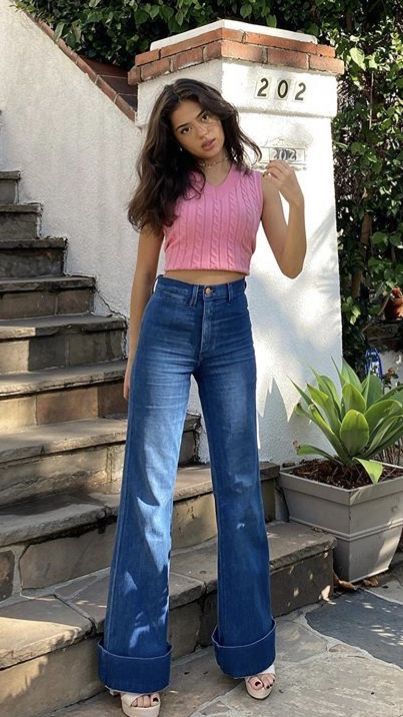 Casual College Outfits Summer, Like Aesthetic, Cute And Aesthetic, Model Jeans, Top Aesthetic, College Fits, Cute Outfits With Jeans, 여름 스타일, Pose Fotografi