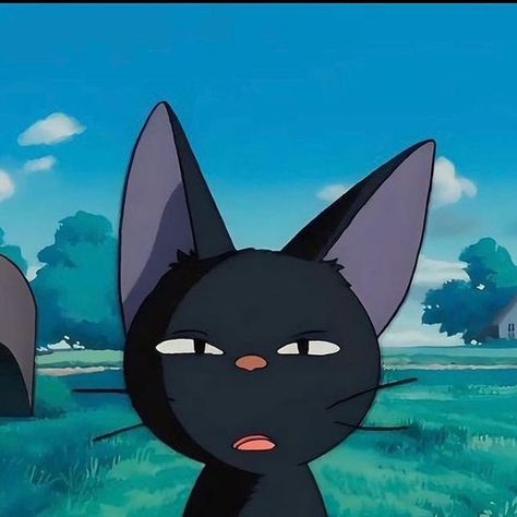 𝙈𝙔 𝙂𝙃𝙄𝘽𝙇𝙄 on Instagram: "Jiji 😆" Totoro Pfp, Studio Ghibli Icon, Ghibli Cute, Kiki's Delivery Service Cat, Cat Drawing Simple, Ghibli Icons, Service Cat, Ghibli Totoro, Wallpaper Gatos