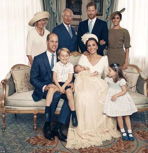 Family photo: This official photo from Prince Louis' christening in July 2018 sits on top ... Putri Diana, Prince William Et Kate, William E Kate, Royal Family Portrait, Young Queen Elizabeth, Royal Family Pictures, Photo Tag, Look Of Love, Prince Charles And Camilla