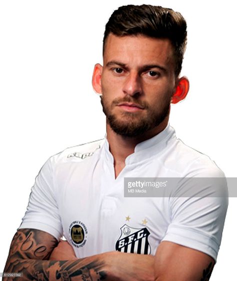 Brazilian Football League Serie A / - Lucas Rafael Araujo Lima ' Lucas Lima ' American Football, Lima, Santos, Brazil, Brazilian Football, Lucas Lima, Football League, Getty Images, High Resolution