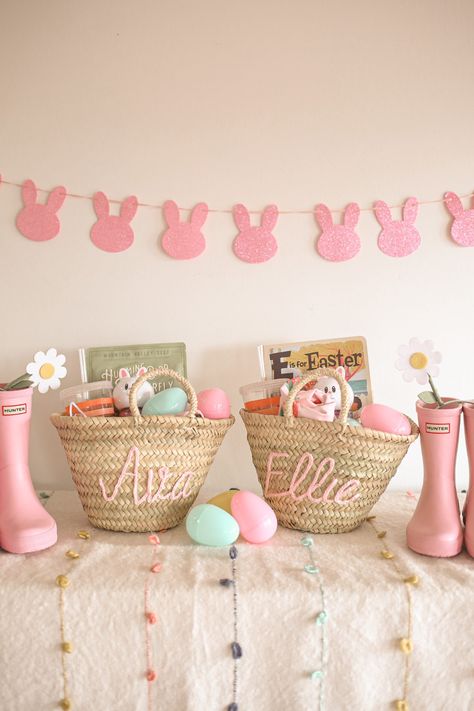 Easter Kids Decorations, Easter Set Up For Kids, Easter Kids Gift Ideas, Easter For 2 Year, Easter Hamper For Kids, Cute Easter Basket Ideas For Kids, Easter For Toddlers Basket Ideas, Easter Get Together Ideas, First Easter Basket Girl