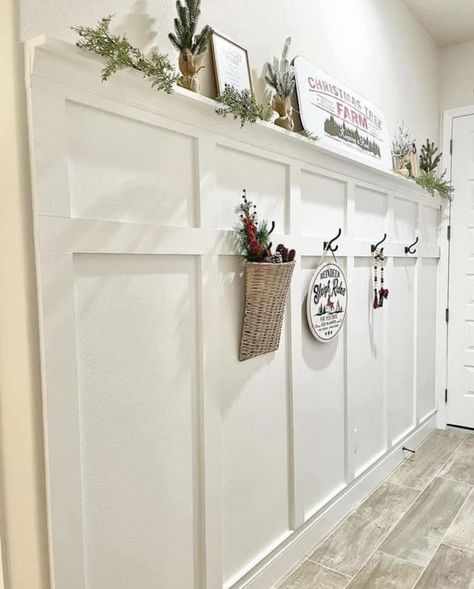 Wallpaper And Wainscoting Foyer, Wainscoting Entryway Hooks, Board And Batten Hall Tree, Board And Batten Entryway Wall, Modern Board And Batten Wall Entryway, Entryway With Hooks And Bench, Laundry Room Wainscoting Ideas, Laundry Room Wainscoting, Entrance Accent Wall