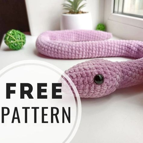 Free Crochet Snake Pattern Amigurumi Patterns, Simple Crochet Step By Step, Crochet Snake Pattern, Crochet Snake, Crochet Toys Free Patterns, Easy Crochet Animals, Soft Crochet, Cozy Crochet Patterns, Amigurumi Doll Pattern