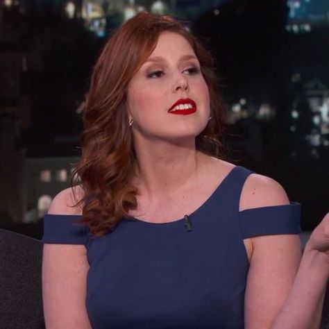 Vanessa Bayer Kills It With Her Impressions of the Friends Characters Vanessa Bayer, Rachel Green Friends, Friends Reunion, Friends Cast, Friends Characters, The One Where, Rachel Green, Jimmy Kimmel, Girl Celebrities
