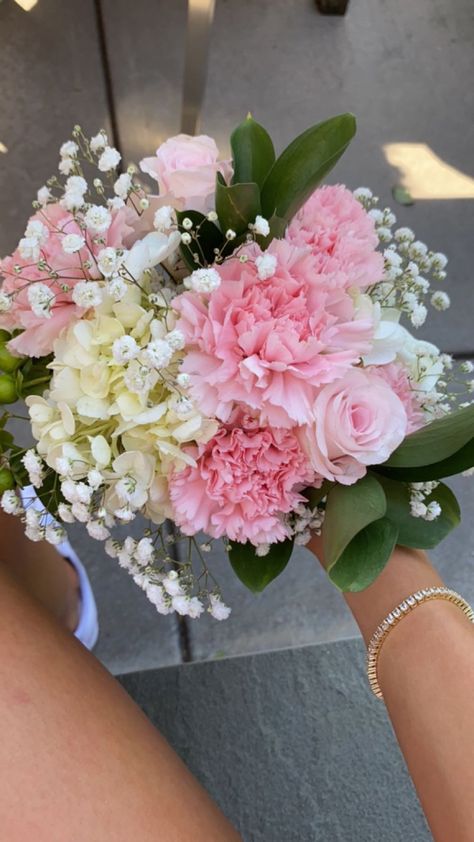 Light Pink Flowers Bouquet, Prom Bouquet Ideas, Elegant Flower Arrangements, Light Pink Bouquet, Best Bouquet, Prom Flowers Bouquet, Pink Wedding Bouquet, Prom Bouquet, Good Morning Dear