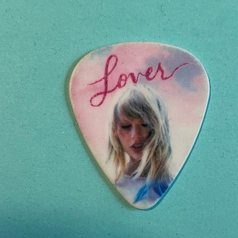 Taylor Swift Lover Guitar Pick: Release week Lover Guitar Taylor Swift, Taylor Swift Guitar Pick, Taylor Swift New York, Taylor Swift Guitar, Taylor Merch, Todrick Hall, Taylor Swift Lover, Bday List, Taylor Swift New