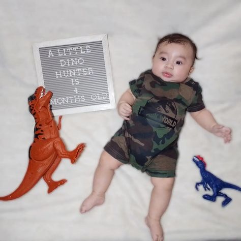 Jurassic park Jurassic world baby months idea dinosaur Dinosaur Monthly Photos, Monthly Baby Photos Boy, 3 Month Old Baby Pictures, 6 Month Pictures, Dino Nursery, 11 Month Old Baby, 1 Month Baby, 4 Month Old Baby, 4 Month Baby