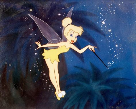 Kawaii, Tinkerbell Wallpaper, Tinkerbell Movies, Tinkerbell Pictures, Disney Sleeve, Tinkerbell And Friends, Tinkerbell Disney, Peter Pan And Tinkerbell, Tinkerbell Fairies