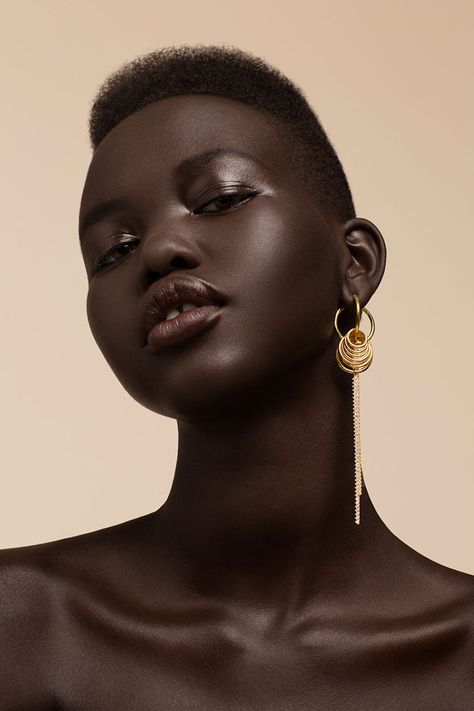 Stunning Photos Of 10 African Dark Skin Models | Bored Panda Sudanese Model, South Sudanese, Dark Skin Models, Mursi Tribe Woman, African Models, African People, Beautiful Dark Skin, Makeup For Black Women, Dark Skin Women