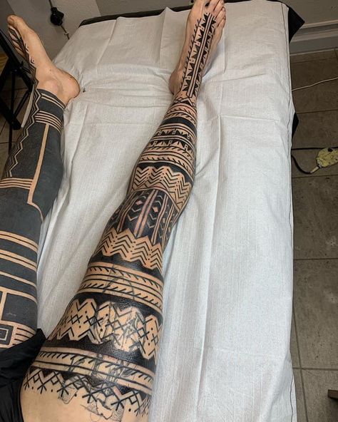 Viking Tattoos Leg Sleeve, Nordic Leg Tattoo, Viking Leg Tattoo, Slavic Tattoo, Ethnic Tattoo, Shoulder Cap Tattoo, Tattoo Pierna, Scandinavian Tattoo, Left Arm Tattoos