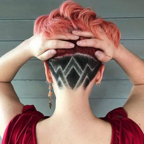 Cool Tribal Design Undercut Designs For Women, Edgy Undercut, Undercut Hair Designs, Undercut Styles, Undercut Hairstyles Women, Undercut Long Hair, Undercut Designs, Shaved Hair Designs, Undercut Women