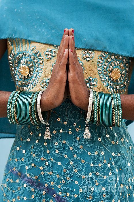 Photo Incredible India, Tiffany Blue, Amazing India, India Colors, Color Turquesa, Shades Of Turquoise, Aqua Turquoise, Aqua Color, Sherwani