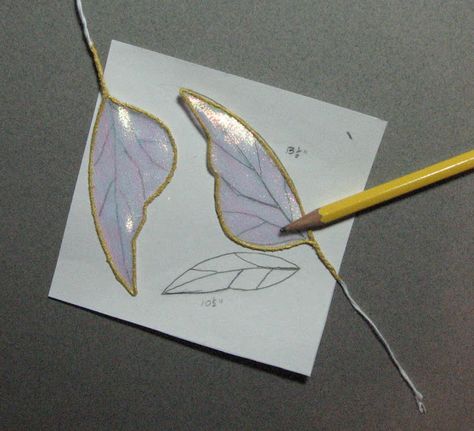 Wing Tutorial, Diy Fairy Wings, Diy Wings, Clay Fairies, Fairy Crafts, Diy Fairy, Flower Fairies, Fairy Wings, Fairy Dolls