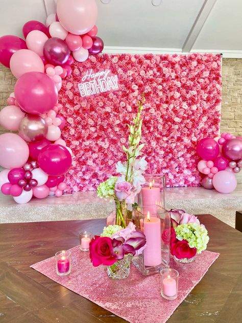 All Pink Themed Birthday Party, Barbie Themed Graduation Party, 30th Birthday Ideas For Women Pink, 13 Shades Of Pink Party, 18tg Birthday, Kardashian Parties, Backdrop With Balloons, Picnic Party Decorations