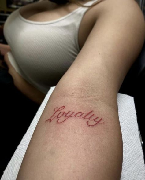 red ink tattoo. | loyalty tattoo | forearm tattoo | women tattoos | tatted | inked | #red #ink #tattoo #loyalty #tattooideas #inked # Redink Loyalty Tattoo, Pretty Hand Tattoos, Cute Hand Tattoos, Tattoos For Black Skin, Tattoos Geometric, Pretty Tattoos For Women, Dope Tattoos For Women, Red Tattoos, Classy Tattoos