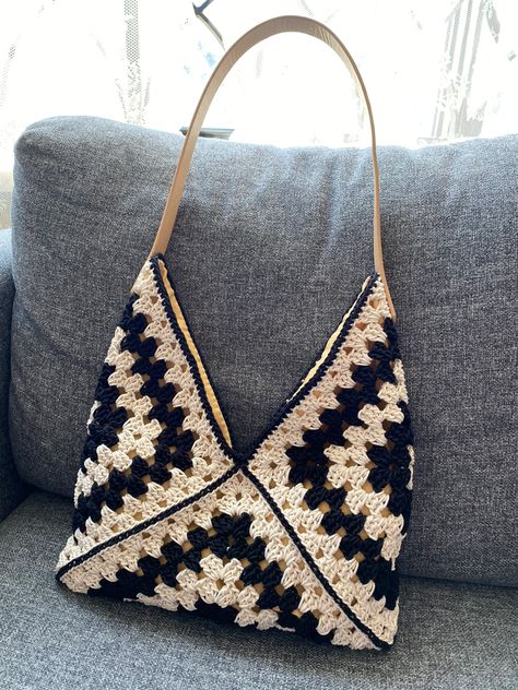 Crochet Handbag Patterns, Crochet Travel, Crochet Boho Bag, Diy Crochet Bag, Free Crochet Bag, Mode Crochet, Crochet Bag Tutorials, Crochet Bag Pattern Free, Bag Pattern Free