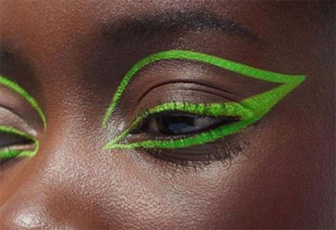 Electric Green Makeup, Lime Green Eyeliner Looks, Bright Green Makeup, Neon Green Makeup Looks, Green Rave Makeup, Colored Liner Looks, Neon Green Eye Makeup, Jason Makeup, Green Eyeliner Looks