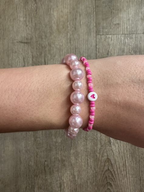 Galentines Friendship Bracelets, Pearl Friendship Bracelet, Cinema Outfits, Friendship Bracelets Pink, Friendship Bracelet Stack, Pink Friendship Bracelet, Grass Valley California, Bracelets Pearl, Grass Valley