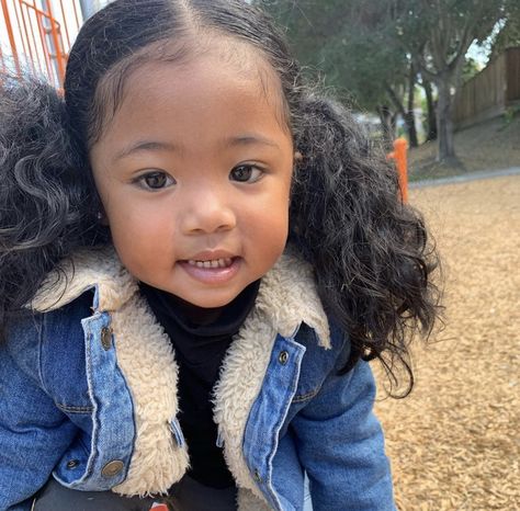 black baby girls. black toddlers. blasian kids. future kids. cute kids. cute blasian toddler. Asian Black Baby, Blasian Girl Baby, Blasian Babies Korean, Black And Asian Babies, Asian And Black Babies, Blasian Kids, Blasian Girl, Babies Aesthetic, Blasian People