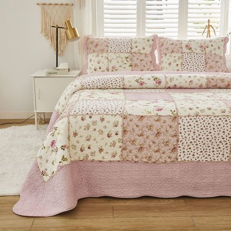 PRICES MAY VARY. Queen size (3Pcs): 1 quilt/coverlet 90*98 inch, 2 quilted pillow shams 20*28 inch. BREATHABLE & LIGHTWEIGHT - Material: 100% Cotton. Natural healthy and breathable for all year round. Perfect weight and thickness and gorgeous on the bed. Lightweight and soft yet not short of warmth. ROMANTIC RUSTIC FLORAL patchwork quilt coverlet set - Beautiful and elegant patchwork of pink rose floral printing of all kinds,has a delicate country style and looks romantic and feminine. DURABLE & Patchwork, Light Pink Quilt, Pink And Yellow Quilt, Farmhouse Pink Bedroom, Vintage Floral Bedding, Pink And Green Quilt, Coquette Quilt, Pink Quilt Bedding, Floral Dorm Room