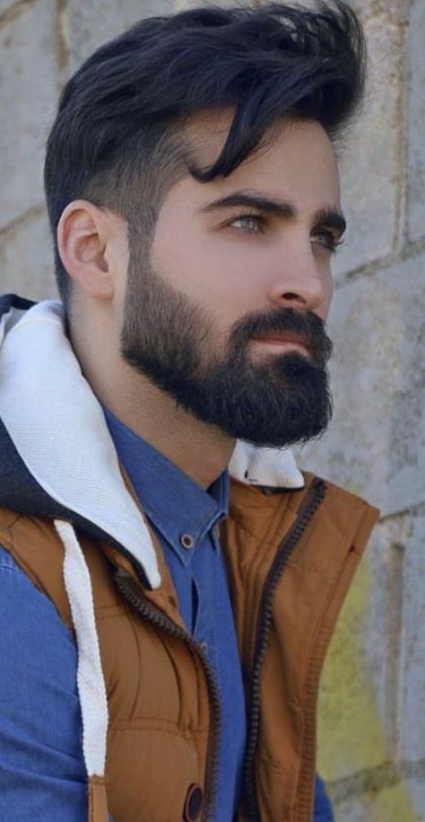 Jaw Dropping Medium Beard Style for men Men’s Beard Ideas, Beard Shaping Guide, Handsome Man With Beard, Tapered Beard Styles, Beard Shapes For Men, Mens Beard Styles Shape, Beard Styles For Men Shape, Medium Beard Styles For Men, Beard Shape Up