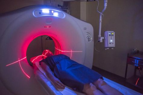 Dementia: Amyloid PET scans can improve diagnosis and care Ct Scan Machine, Pet Scan, Brain Scan, Ct Scan, Medical Imaging, Medication Management, Health Insurance Plans, Medical Devices, Medical News