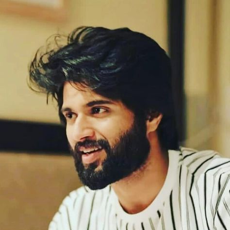 Vijay Deverkonda, South Actors, Telugu Hero, South Hero, Vijay Deverakonda, South Star, Prabhas Pics, Vijay Actor, Mens Haircuts